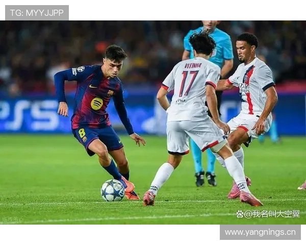 巴萨中场失控致节奏紊乱，防守断点频发暴露体系隐患