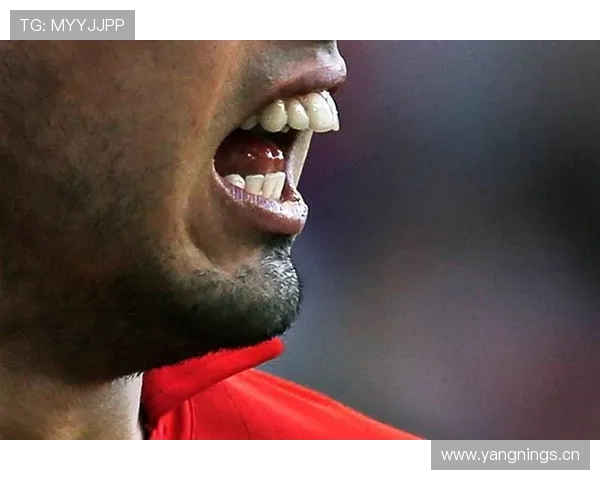 苏亚雷斯这牙买得真豪，一口比豪车还贵？