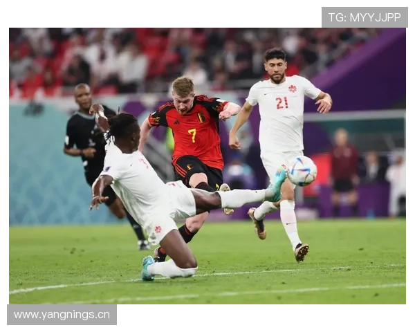 巴洛特利这日子，比世界杯还精彩，真不知道他哪冒出来的操作！