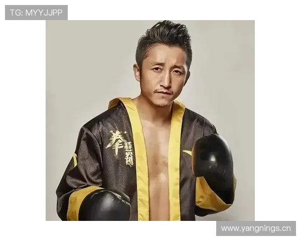 邹市明家的冰箱里塞满了蛋白粉，邻居以为他开了健身房